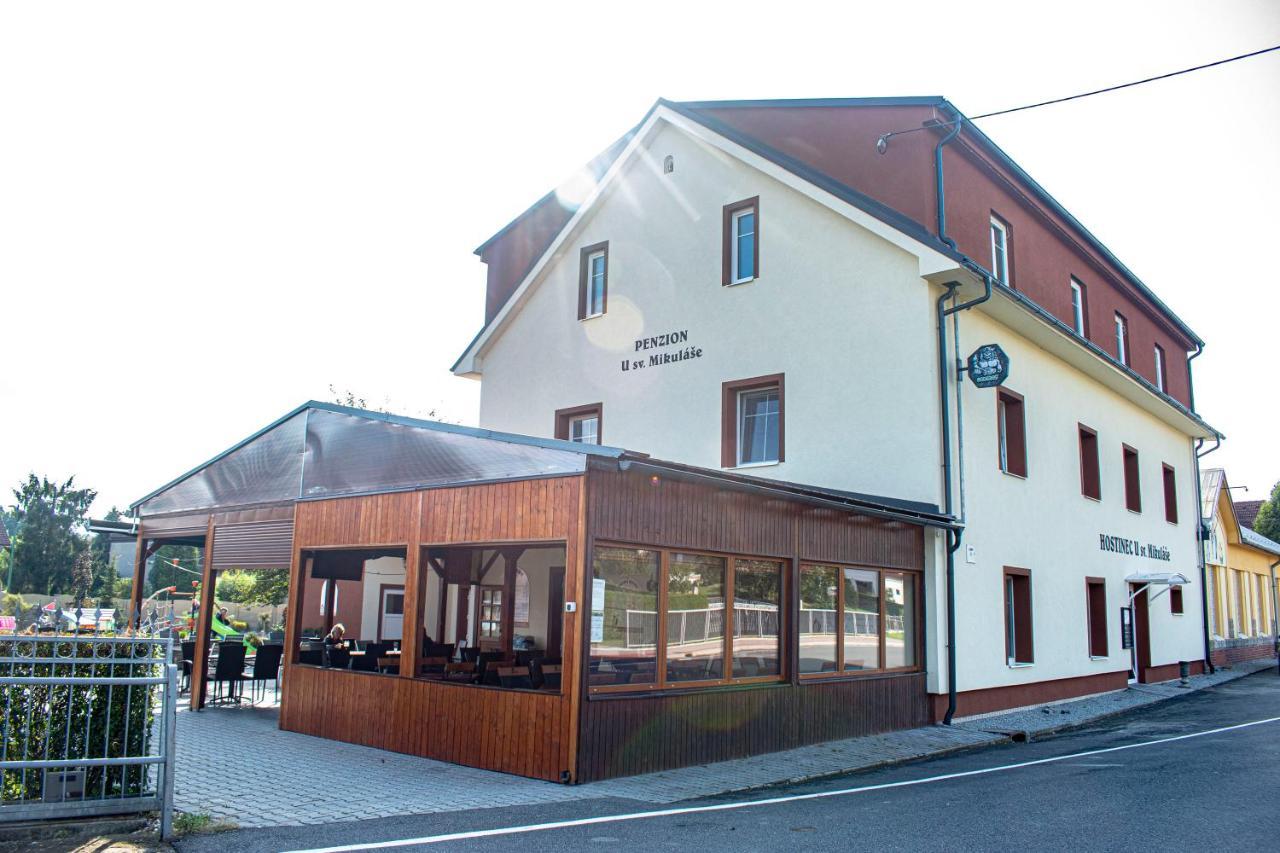 Hostinec a penzion U sv. Mikuláše Hotel Hať Exterior foto